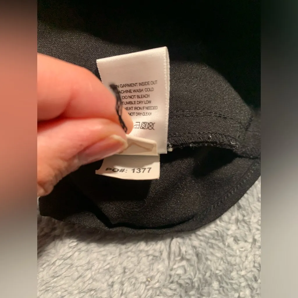 Figs black scrub top small - Image 8