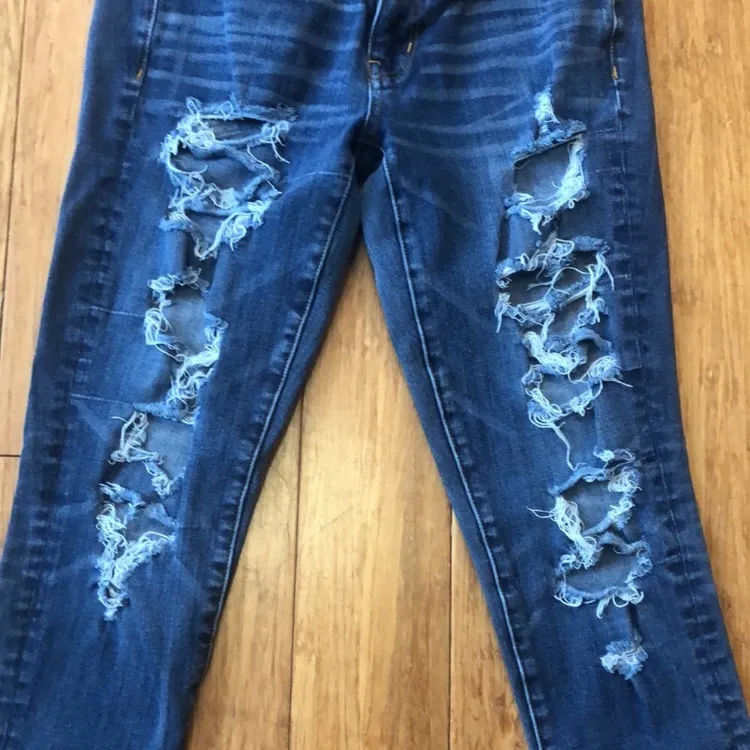 American Eagle Distressed 360 Stretch Skinny Jeans. NEVER WORN - Image 2