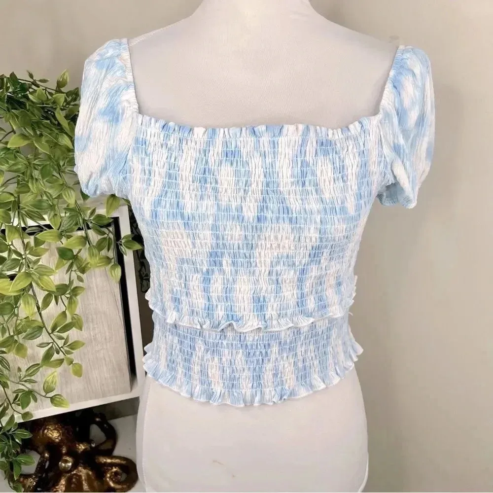 LUSH Blue and White Swirl Smocked Short Sleeve Crop Top NEW Size M - Image 11