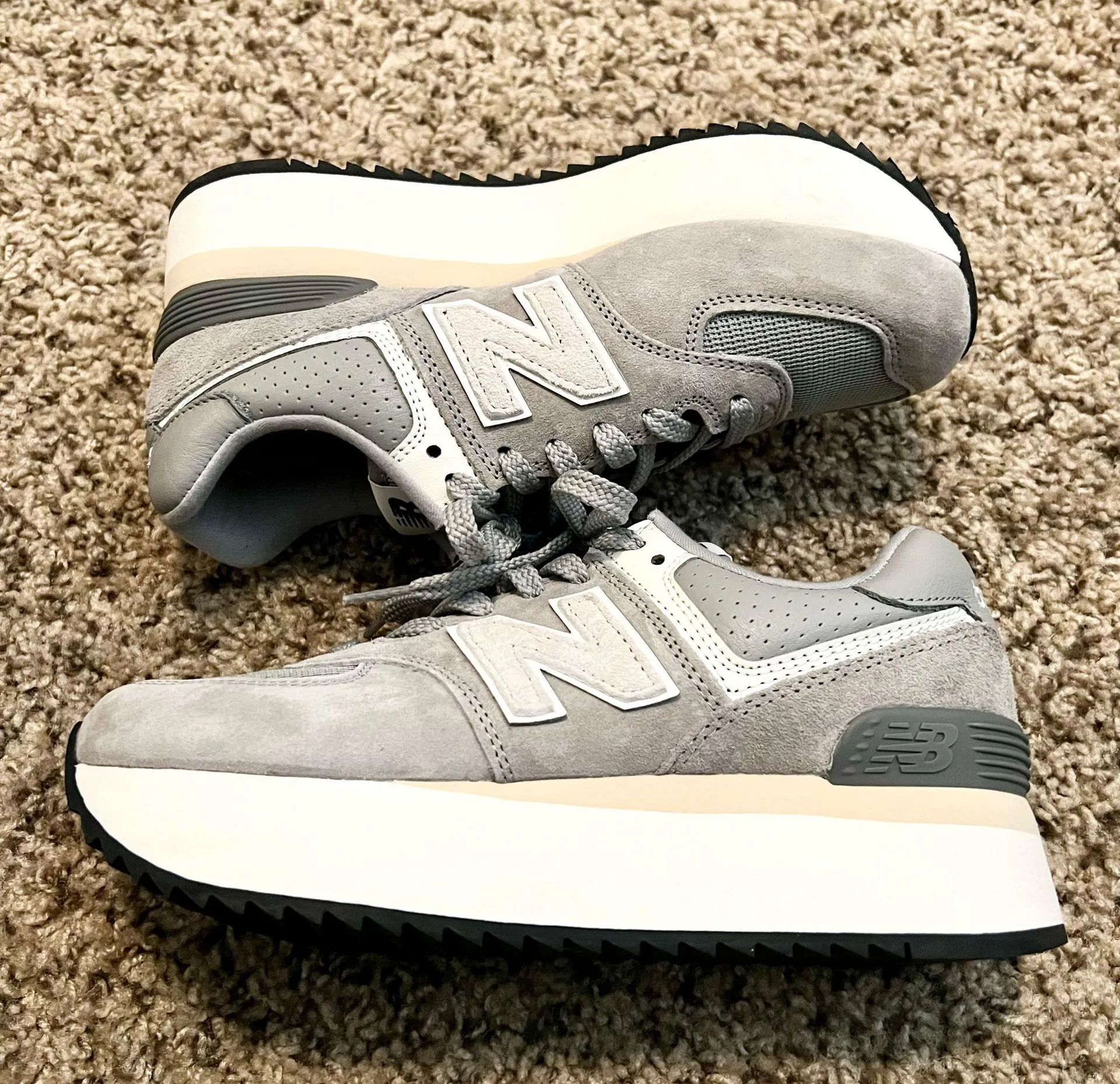 New Balance Platform Sneakers Gray Size 8 - Image 2