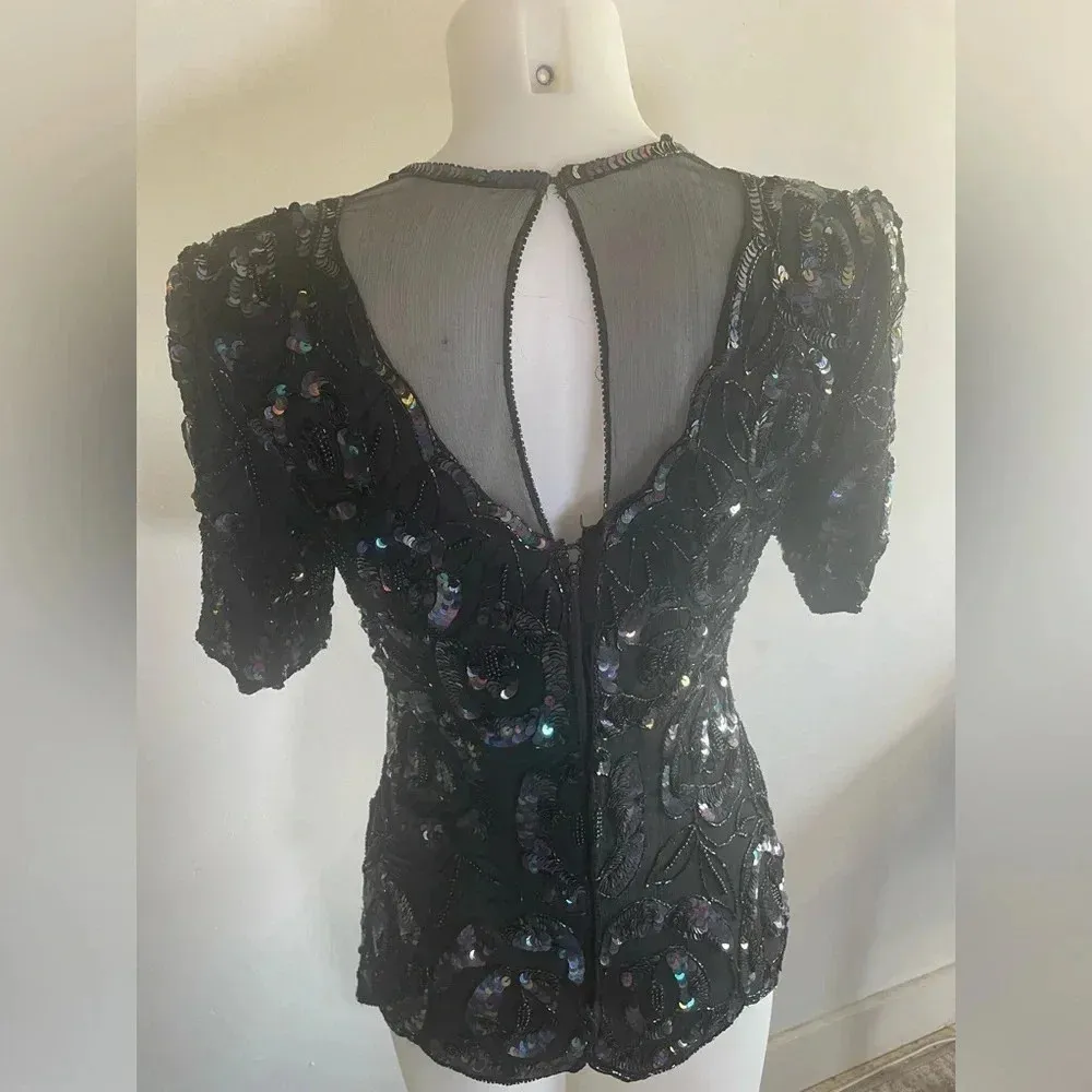 VTG 80’s Laurence Kazar Black Silk Rainbow Iridescent Sequin Rose Mesh Top M 176 - Image 7