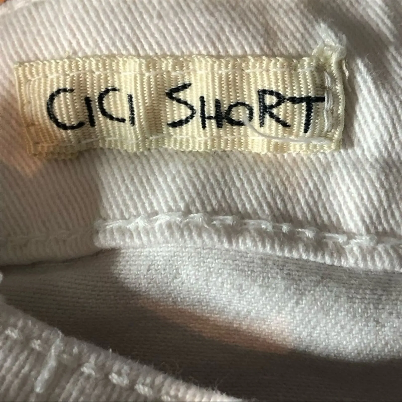 Hot Kiss Pink White Ombré Lace Denim Shorts Juniors Size 11 Raw Hem - Image 7