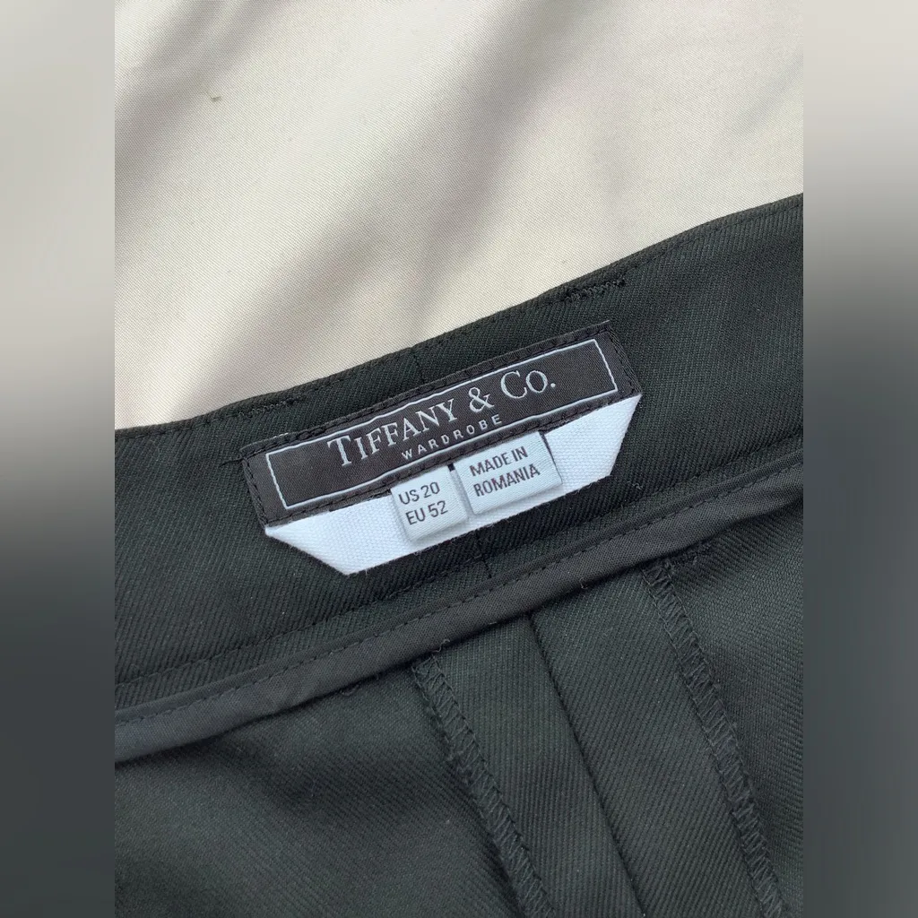 Tiffany & Co women’s trousers NWOT🖤🖤 - Image 7