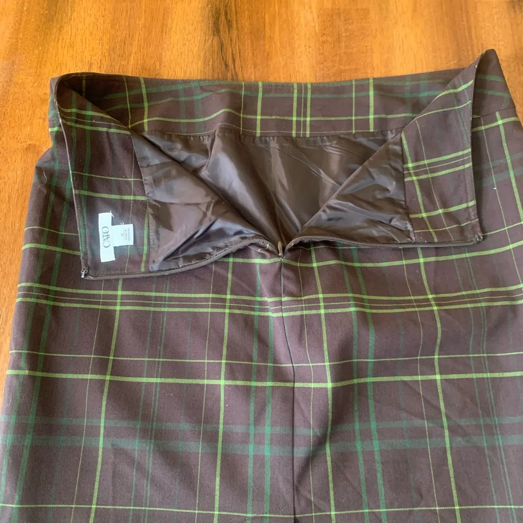 Cato Skirt 10 Brown & Green Plaid Pencil mini Zip Back Lined Preppy Academic - Image 5