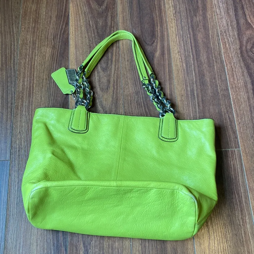 green/yellow handbag - Image 8
