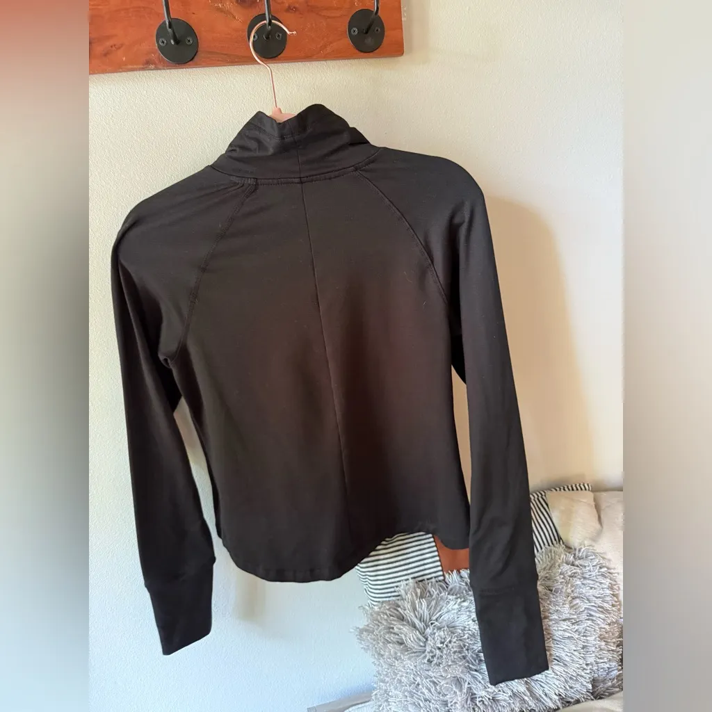 Women’s Apana Half Zip Athletic Shirt Size Small - Image 8