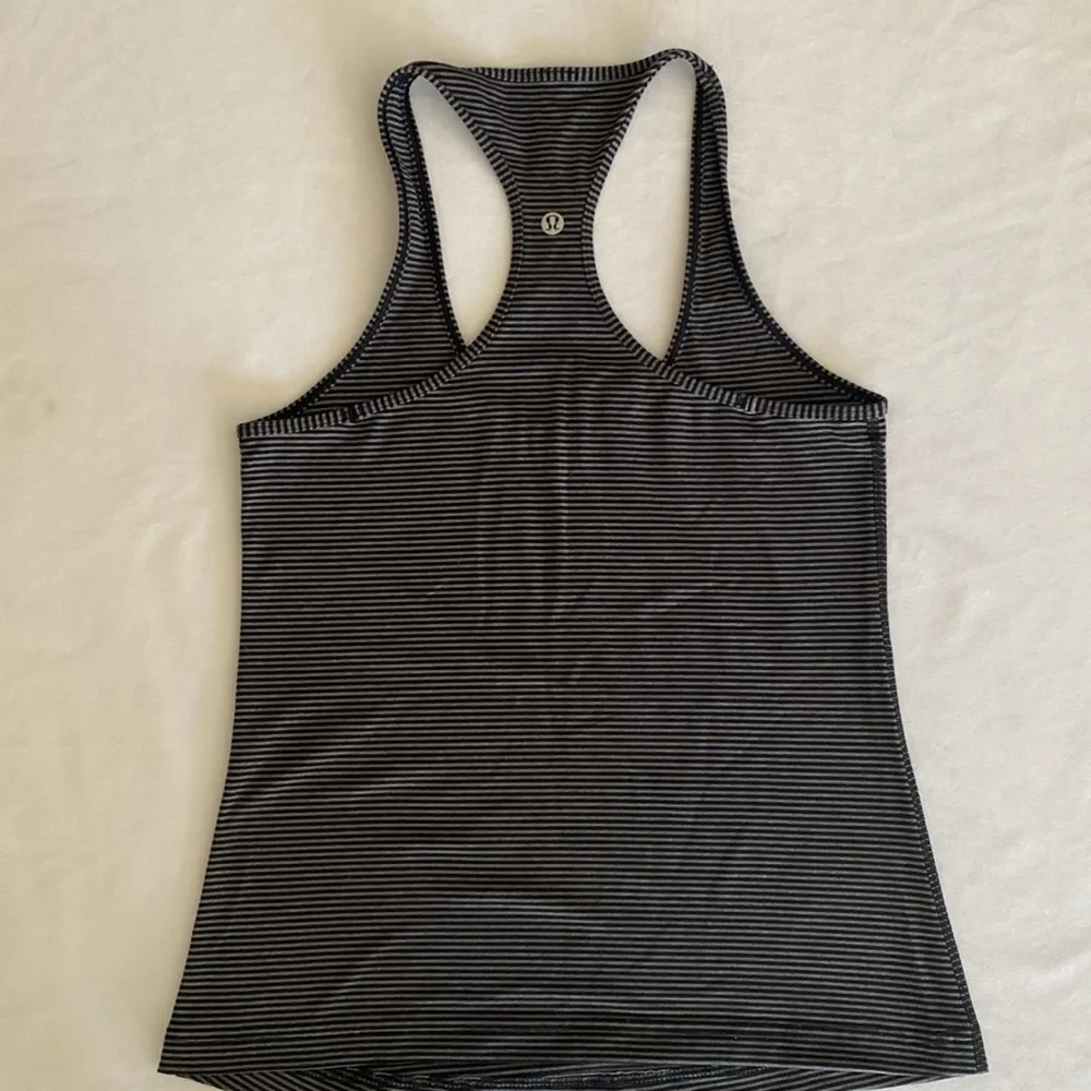 Lululemon Cool Racerback Hype Stripe Black Grey - Image 4