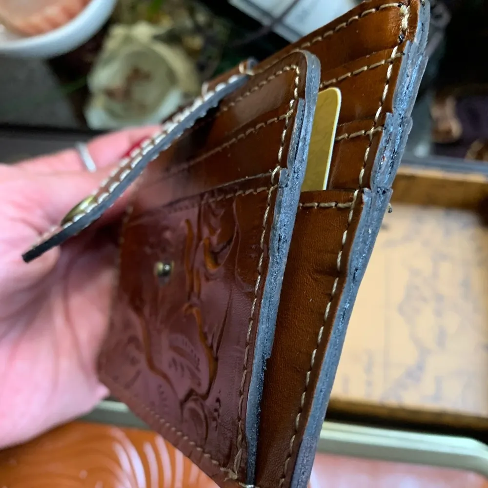 Authentic PATRICIA NASH LEATHER EMBOSSED GRAPE LEAF FRAME CROSB/CLUTCH/WALLET - Image 15