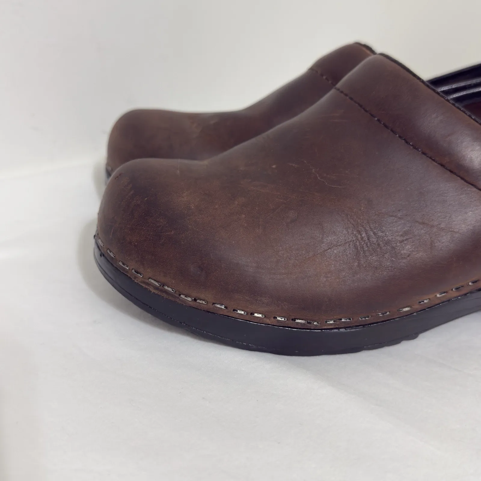 Dankso Antique Brown Oiled Leather Women's Clogs Shoes Size 39/US 8.5 Women’s - Image 8