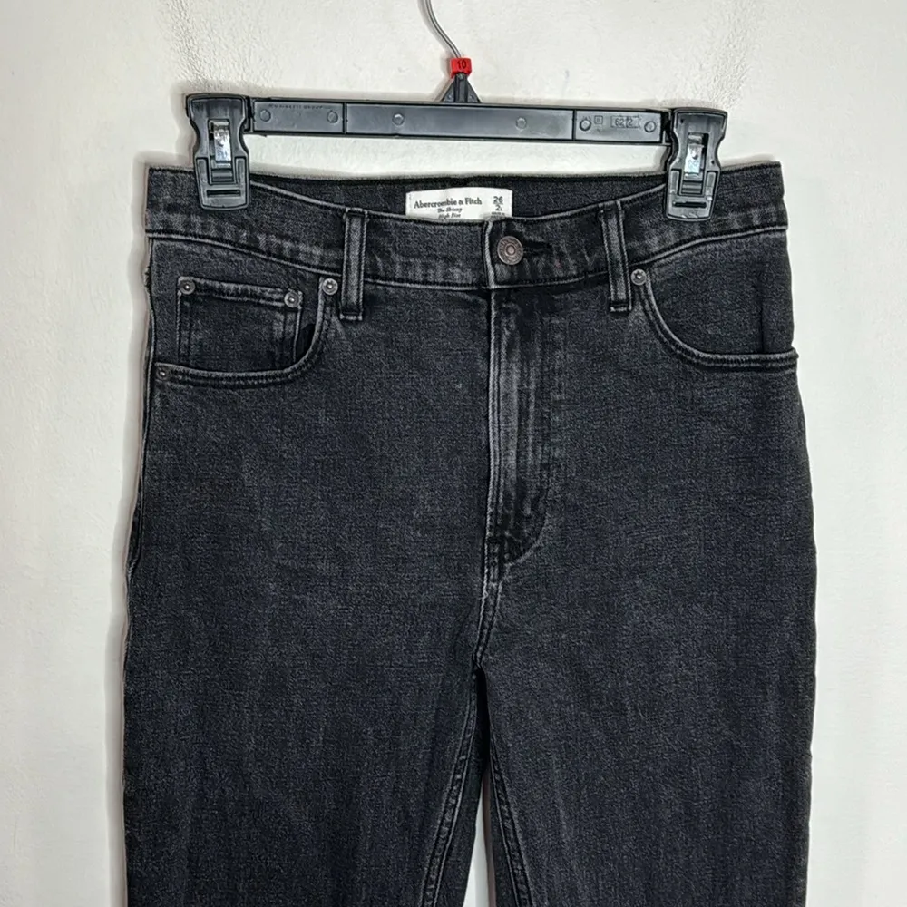 Abercrombie & Fitch the skinny high rise split hem washed black jeans size 26 L - Image 4