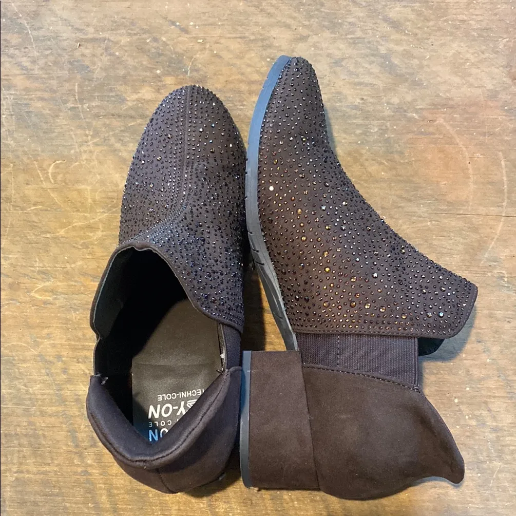 Kenneth Cole Brown Studded Ankle Booties Easy on Technology size 8 - Image 2