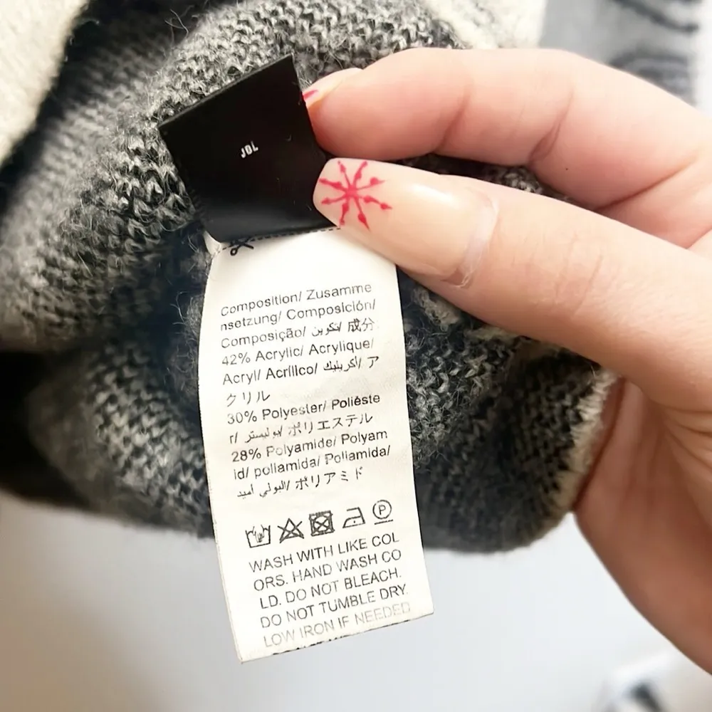 Shein Women’s Abstract Design Wide V Neck Sweater - Image 6