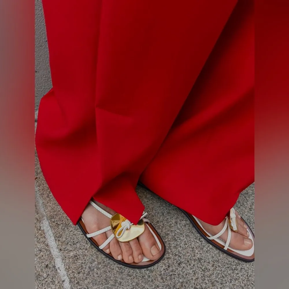 Zara NWT red side split hem trouser pants - Image 4