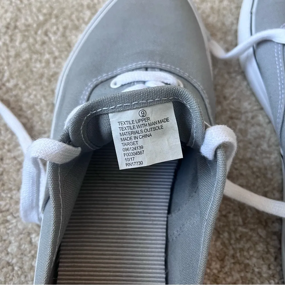 A New Day Canvas Shoe Size 9 - Image 9