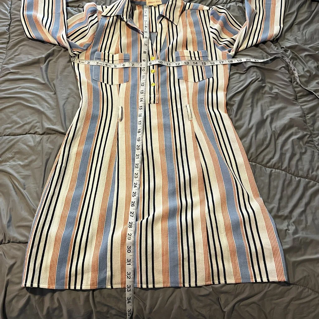 NWOT Women's Striped Dress Medium - Image 6