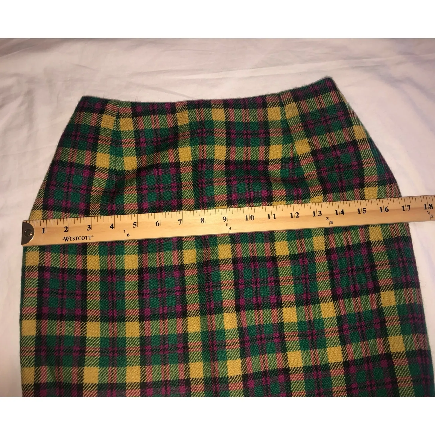 Plaid Wool Skirt Size XS Pencil Vintage Schoolgirl Twee Preppy Green Red Gold - Image 5