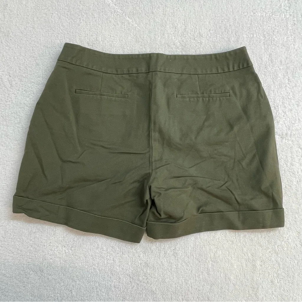 Apt 9 Olive Green Women's Modern Chino Shorts Old Money Size 14 Flat Front - Image 4