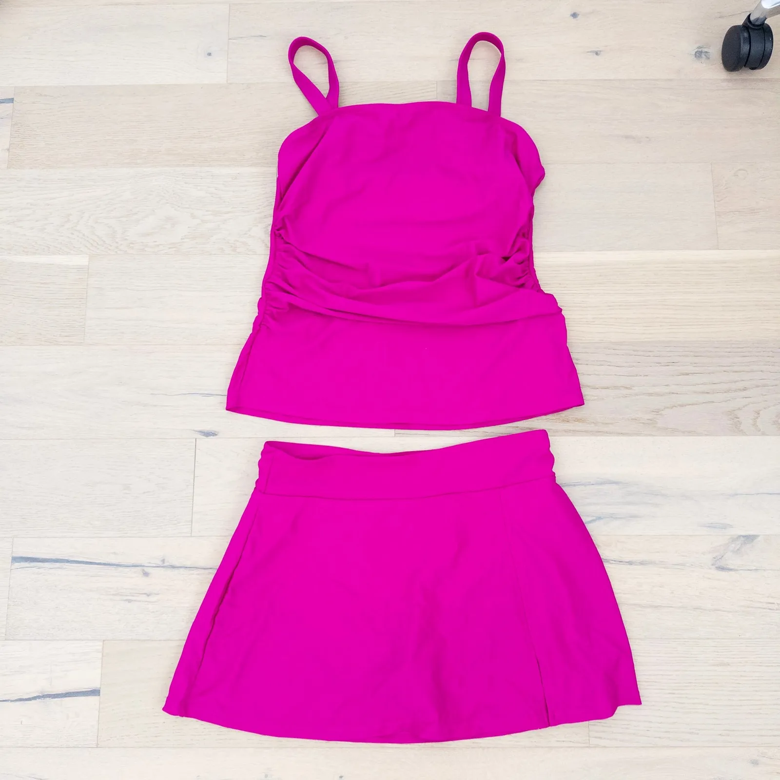 Womens Swim Set Size L Pink 2pc Tankini Skirt Tenniscore Sporty Barbiecore Beach Size L - Image 2