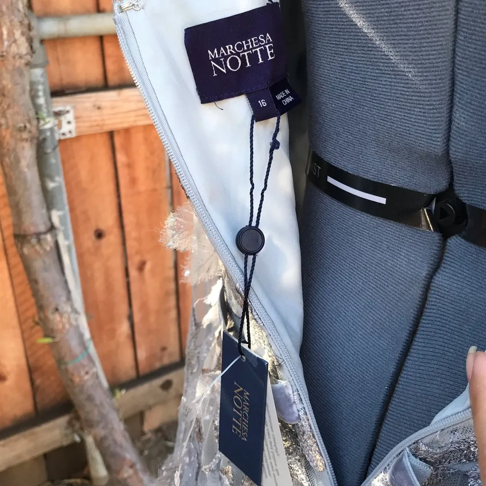 Marchesa Notte Metallic Leaf Embroidered Gown size 16 - Image 9