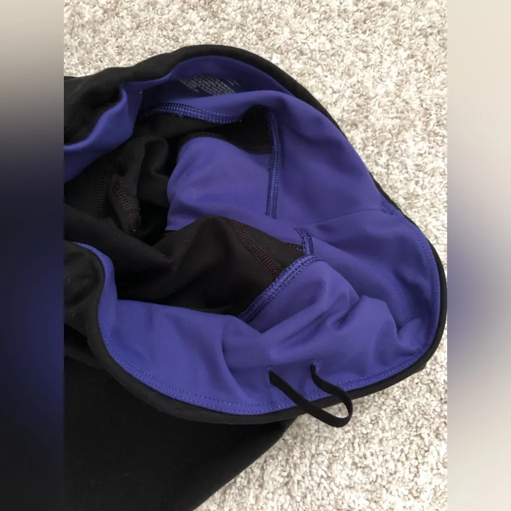 VSX Victoria's Secret Women's Size M Knockout Sports Yoga Leggings - Image 5