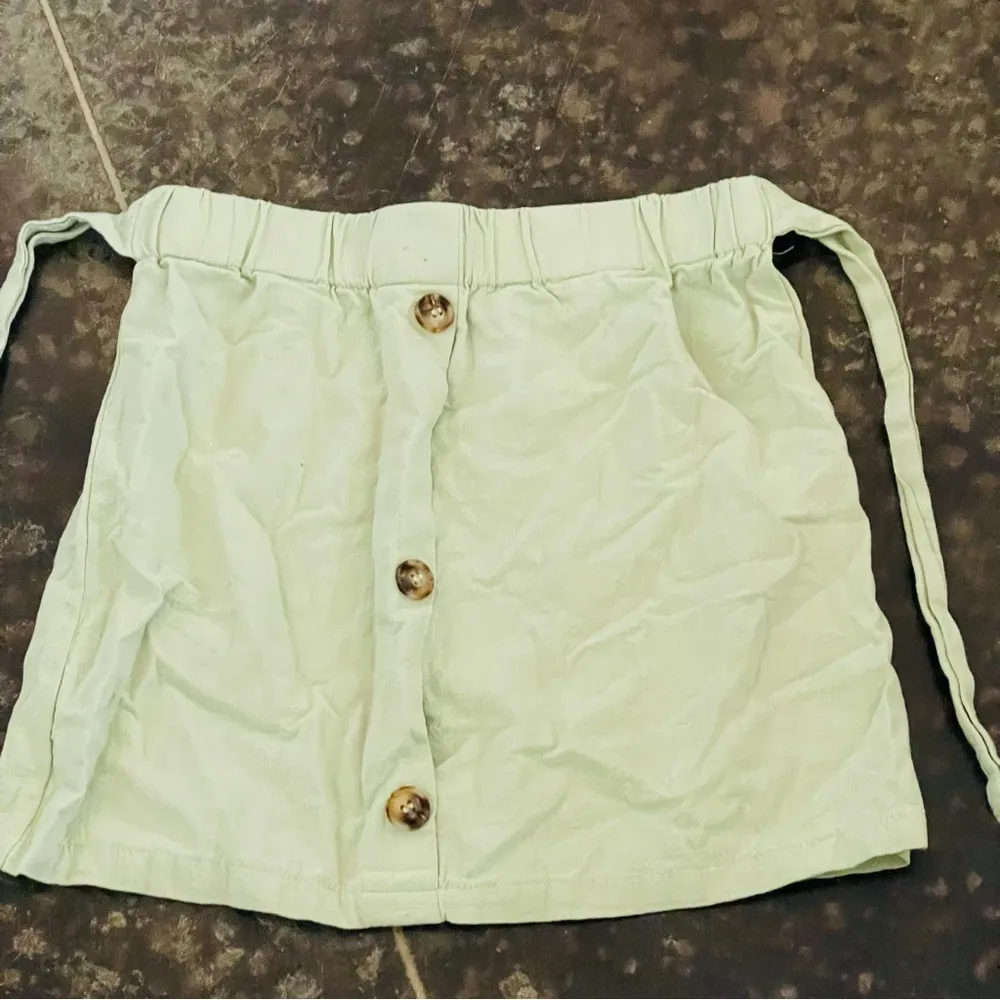 SheIn Light Green Skirt - Image 3