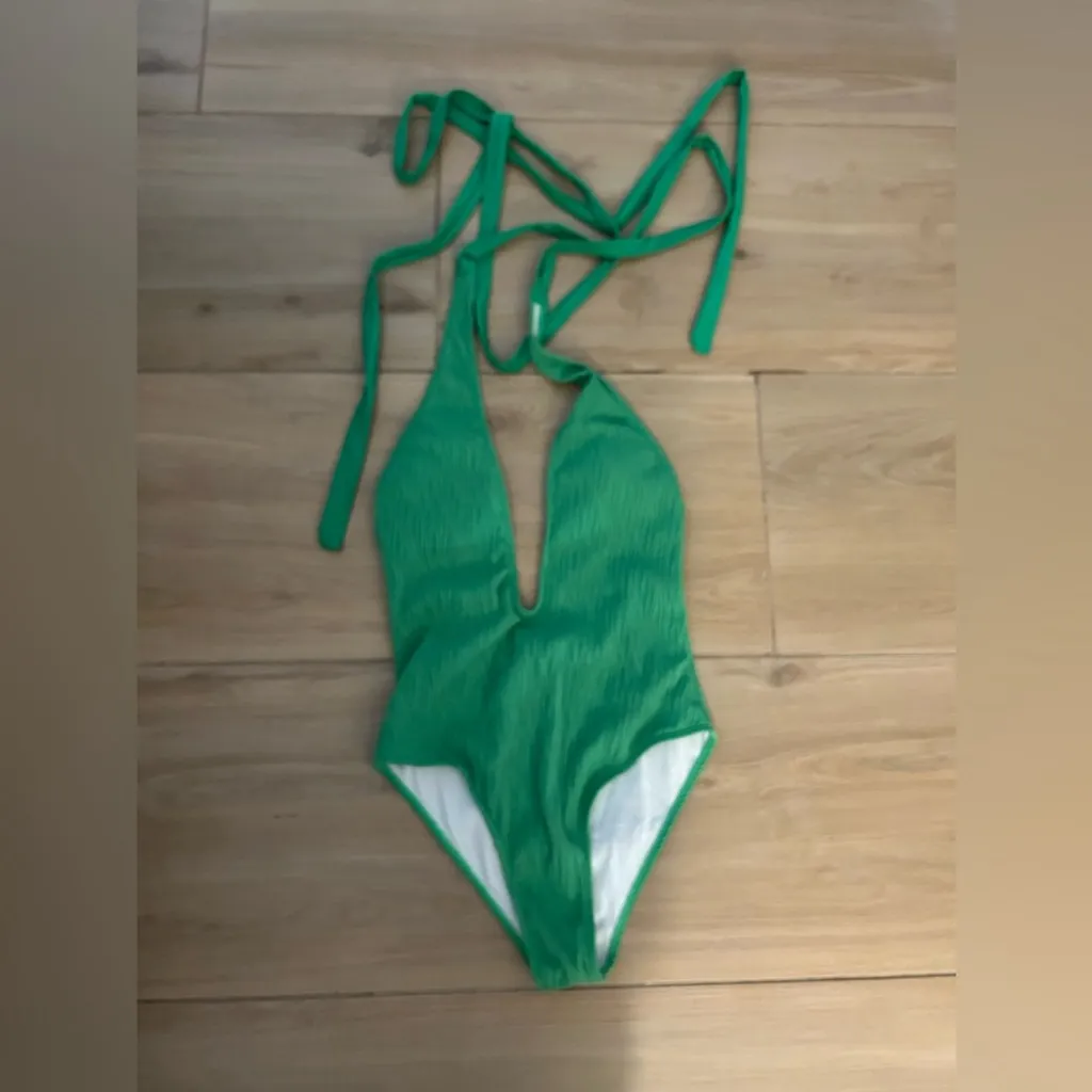 NEW Green Plunging 1 Pc Swimsuit Backless Cross Tie High Cut S - Image 3