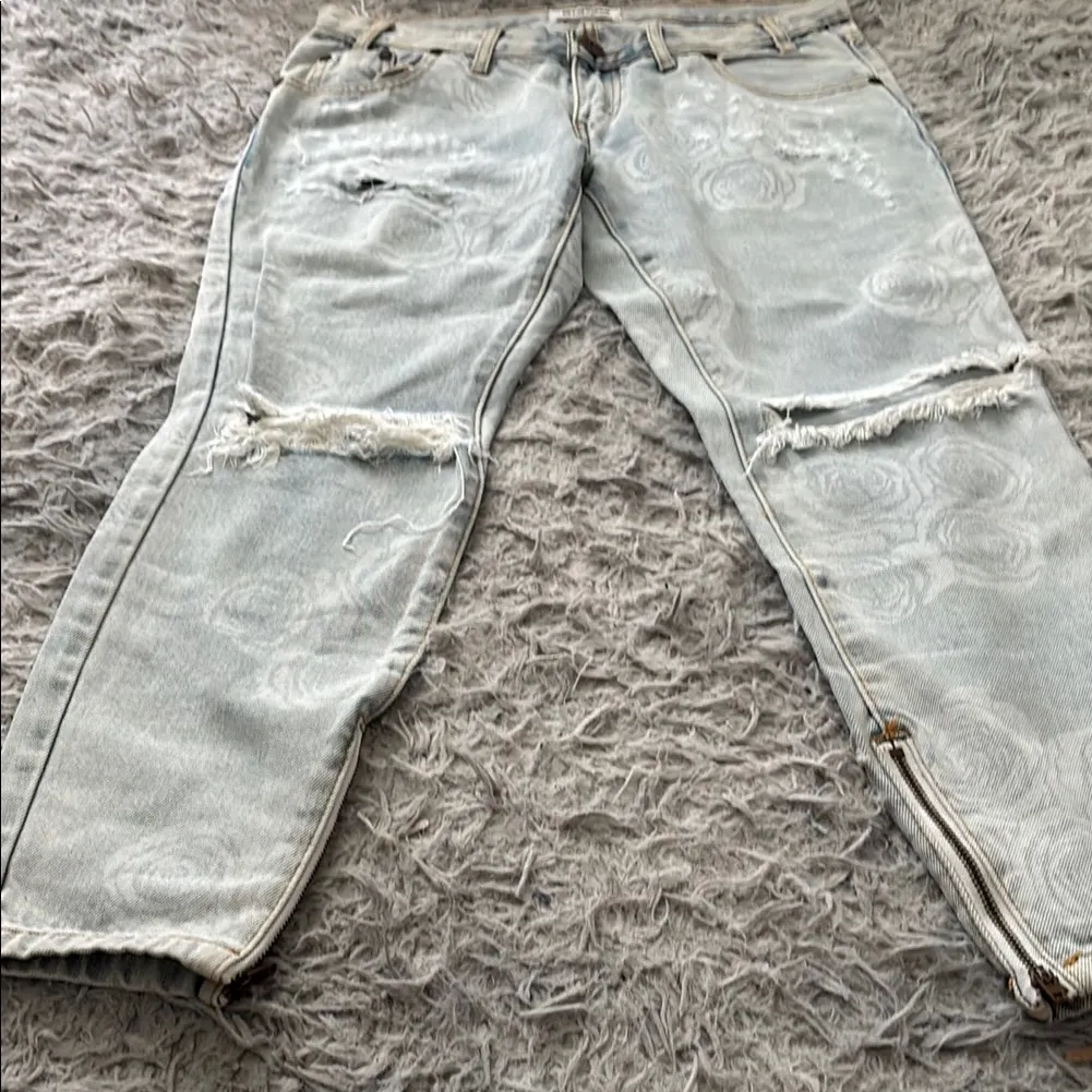 One X Oneteaspoon Light Blue Distressed Jeans with Floral Design - Image 3