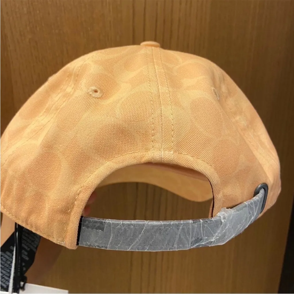 Coach Signature Sun Bleached Baseball
Hat #CU365 - Image 4