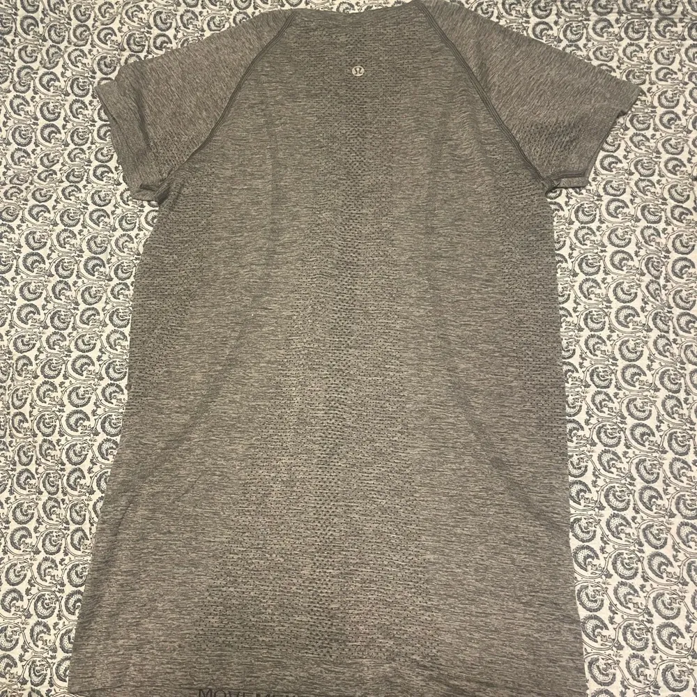 gray swiftly tech - Image 2