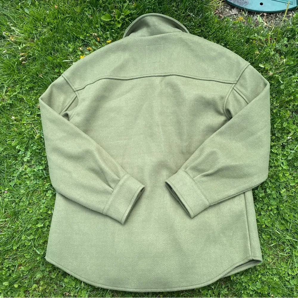 Avec Les Filles Anthropologie Womens Size S Army Green Cozy Shacket - Image 3