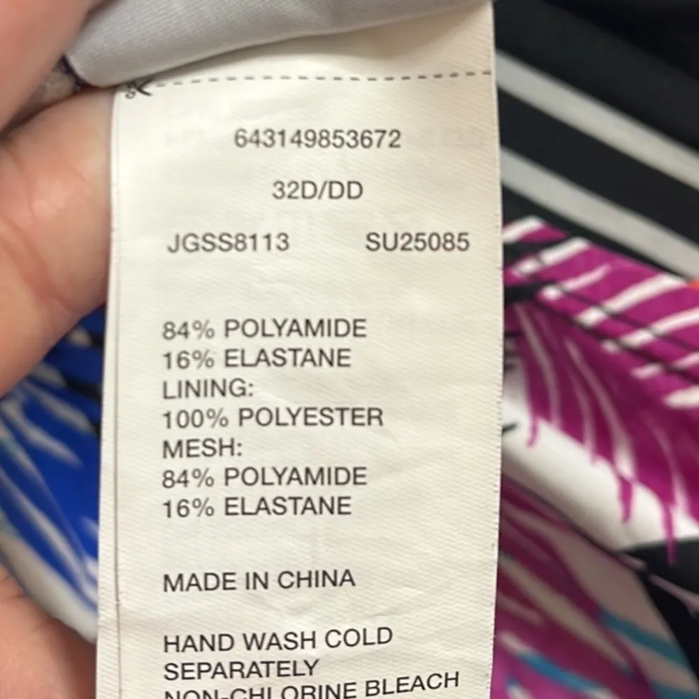 JAG Tankini Top Swimsuit Swim Layered Underwire 32D 32DD Small S New Black - Image 4