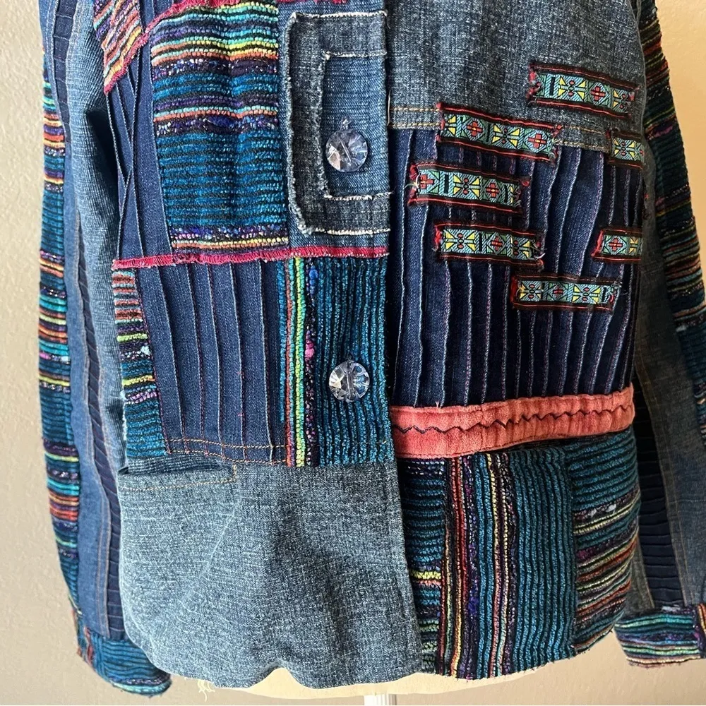 Parsley & Sage Denim Button Up Bead Art Buttons Jacket Size medium Blue - Image 4