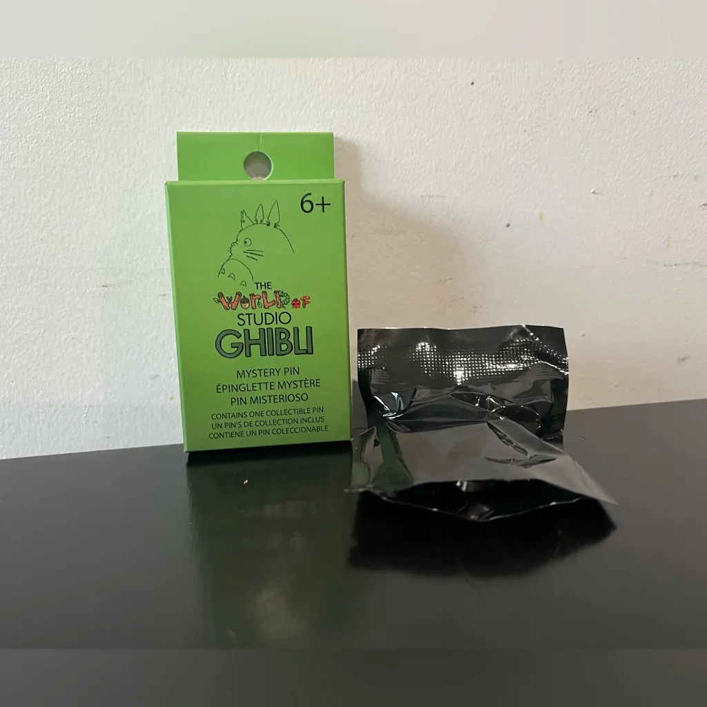 *Last one*Loungefly Studio Ghibli Stained Glass of Spirited Away No Face Pin - Image 6