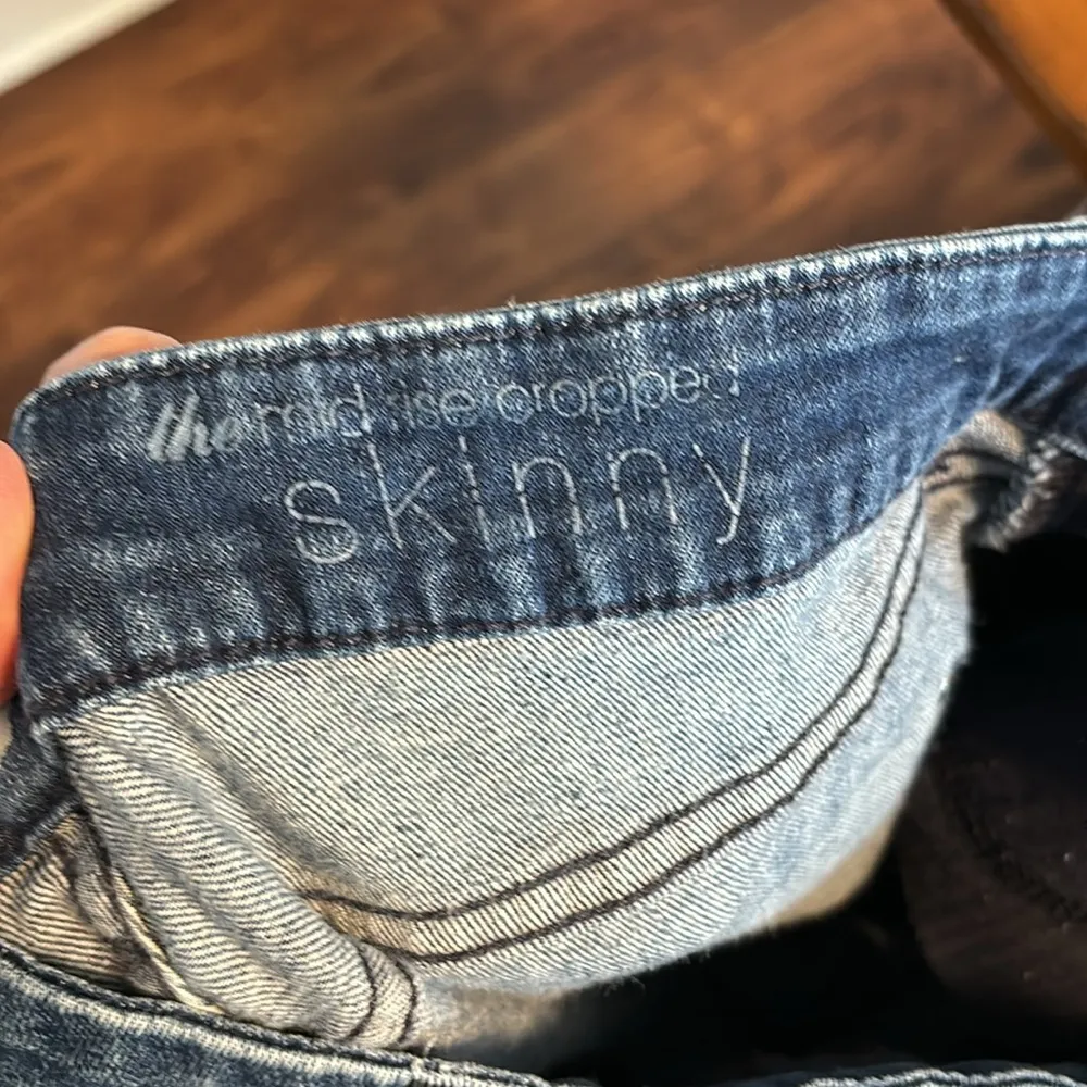 7 for All Mankind Midrise Cropped Skinny Jean - Image 7