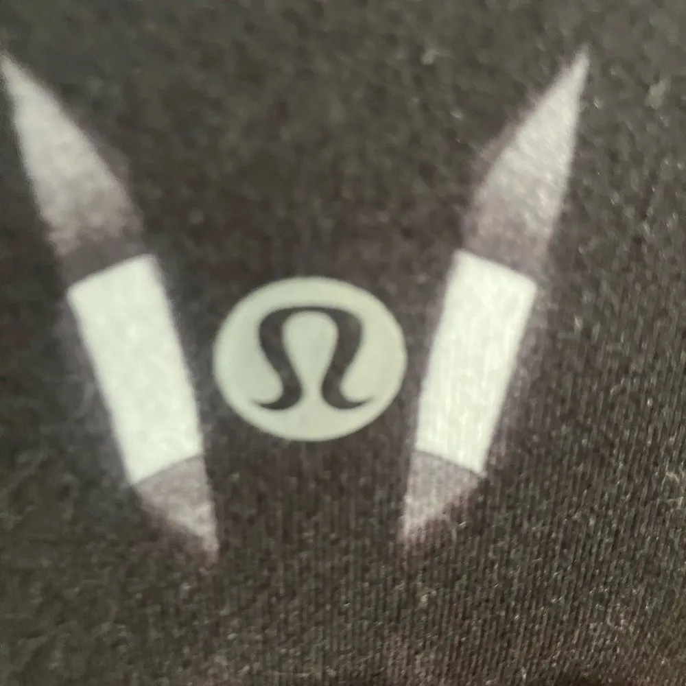 ❌Lululemon Stylish Black and White Leggings size 4 - Image 5