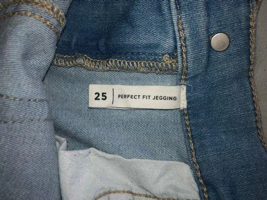 Perfect Fit Ripped Jeggings - Image 4