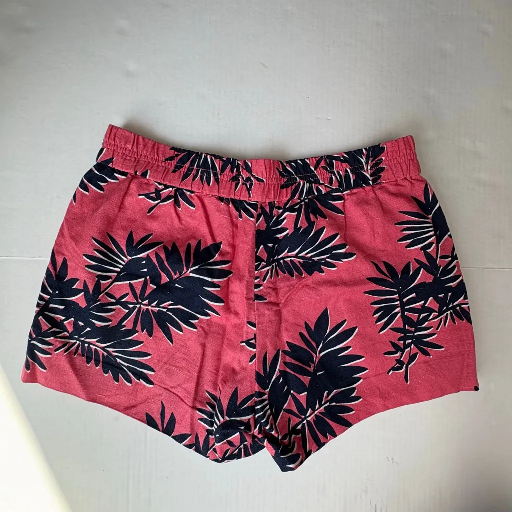 J. Crew Women's 3" printed boardwalk pull-on short pink blue size 2 - Image 8