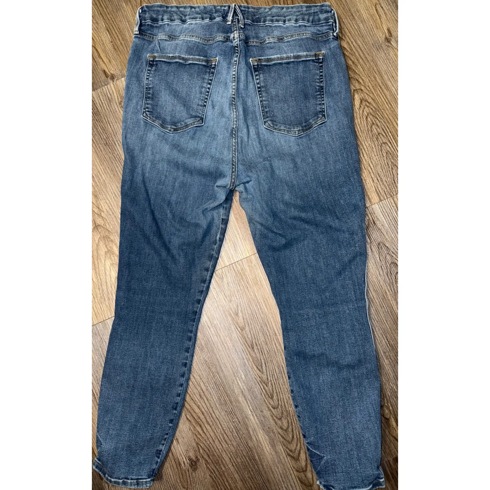 GOOD AMERICAN Good Legs High Rise‎ Skinny Jeans Blue Stripe Accent Size 18 - Image 2