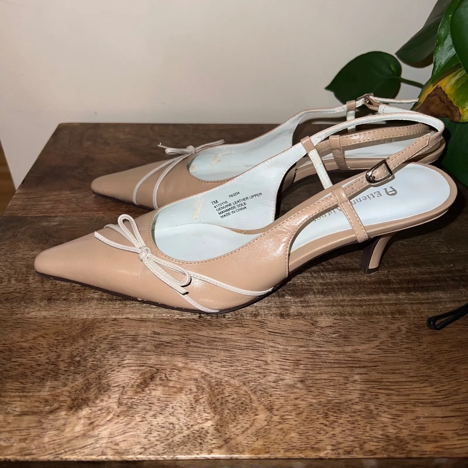Etienne Aigner Womens 7 Leather Florad Beige Slingback Kitten Heel Pointed Toe - Image 2