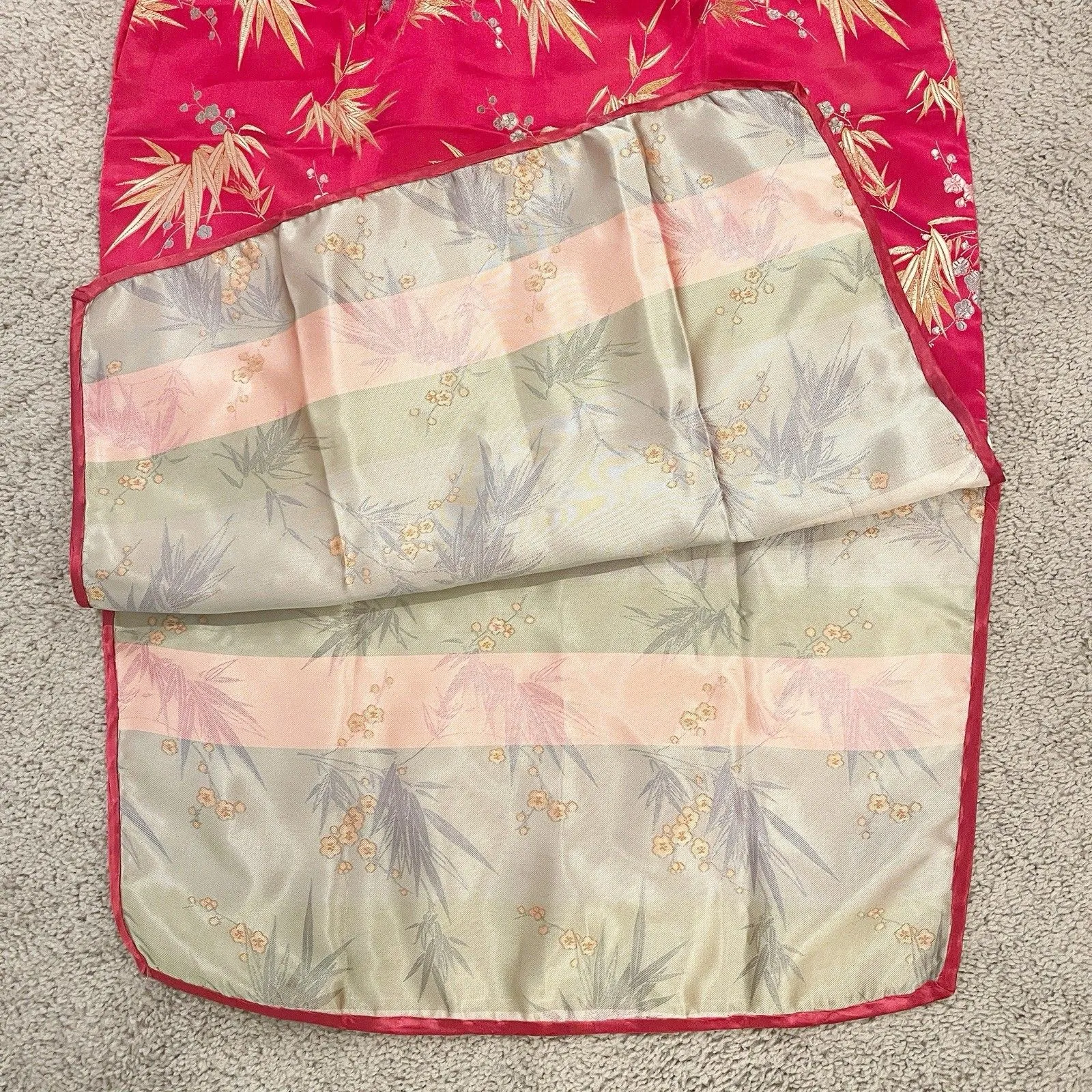 Vintage Qipao Dress Women Small Medium (38) Hong Kong Red Long Fitted cheongsam - Image 11