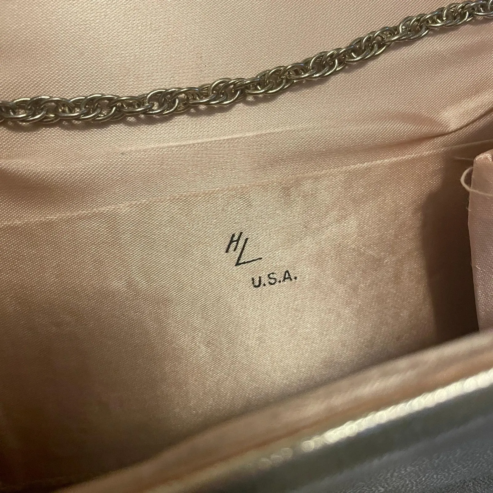 Gold Metallic Clutch Evening Bag Bow Accent Chain Strap Event Party Leather Vtg - Image 7