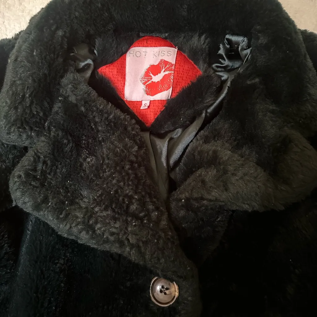 Y2K Hot Kiss Dark Green Faux fur Coat - Image 3