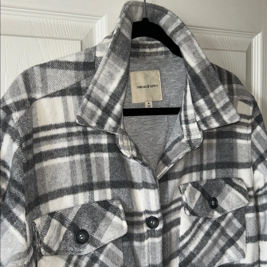 Thread & Supply Womens Gray Plaid Shacket Size Medium‎ - Image 3
