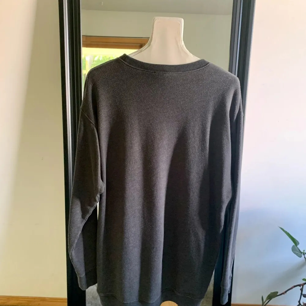 Victoria’s Secret PINK Gray Oversized Sweatshirt - Image 2