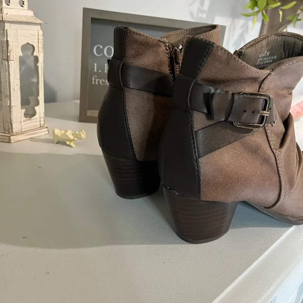 Bare Traps Booties Brown Heeled Side Zip Womens 8 Ankle Boots - Image 11