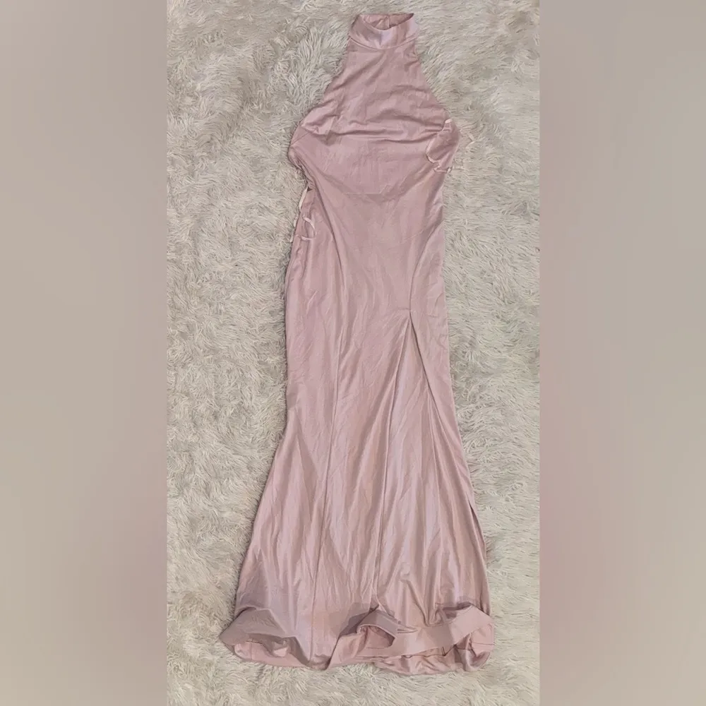 NWOT House of CB Juliette Blush Pink Halter Gown Sz S - Image 4