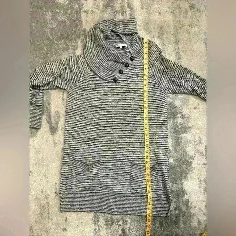 Women’s Eight Eight Eight Sweater - Image 5