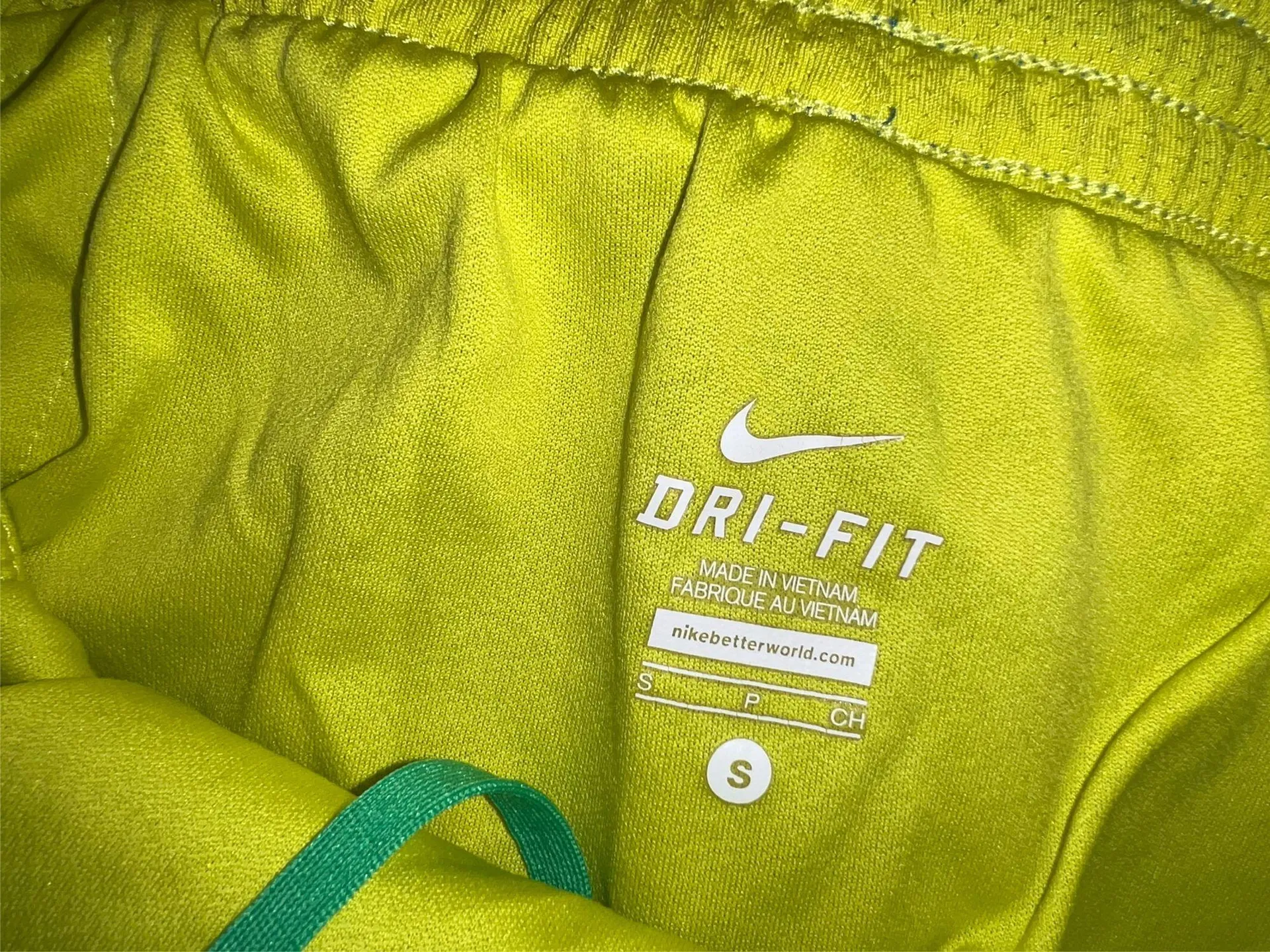 Nike Women's Dri-FIT Tempo Shorts - Image 5