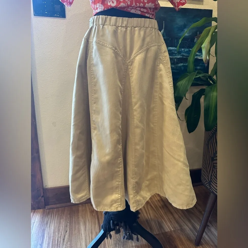 EUC Coldwater Creek  faux Ultra-Suede maxi Skirt. Beige color Sz PS - Image 8