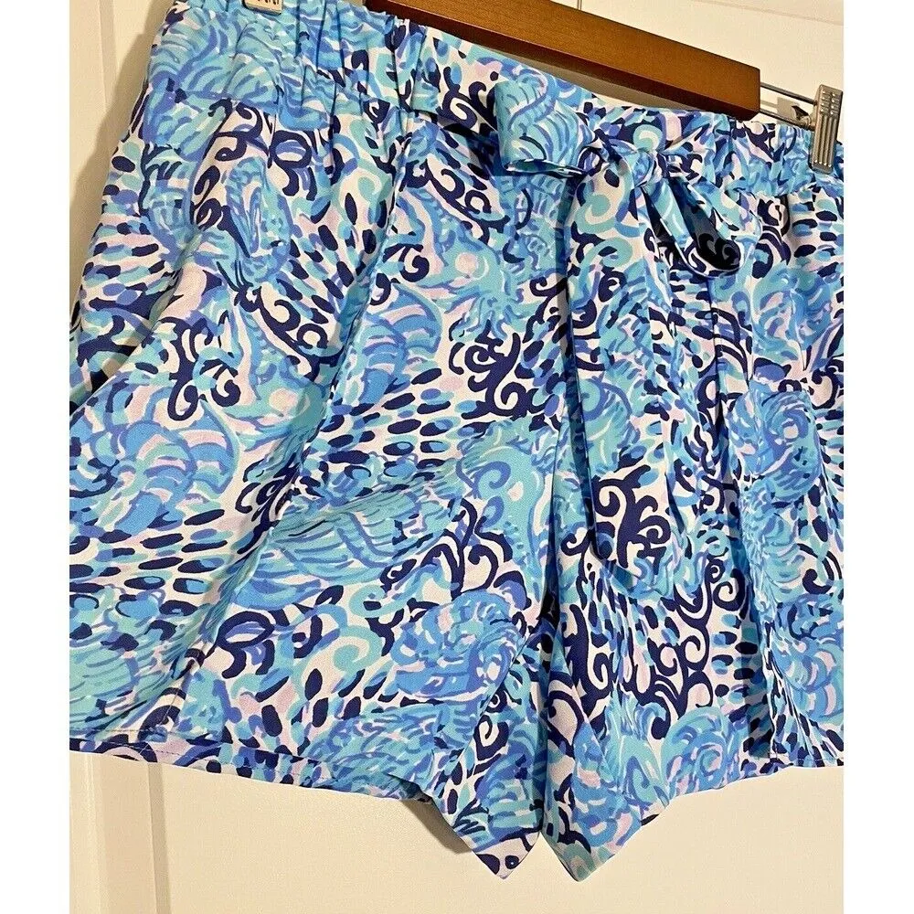 Lilly Pulitzer Shorts Tie Waist Blue‎ Patterned Casual Size 4 - Image 3